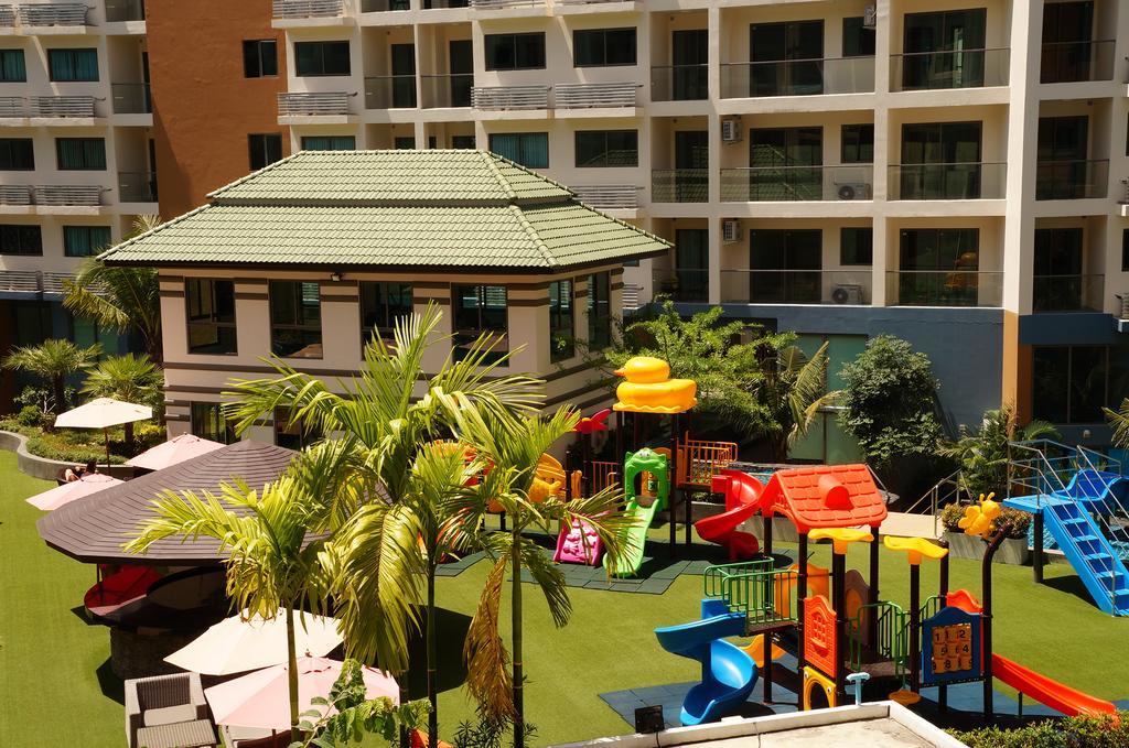 Pool View In Laguna Beach Resort 2 Pantai Jomtien Luaran gambar