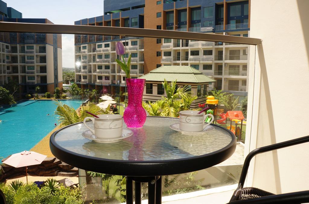 Pool View In Laguna Beach Resort 2 Pantai Jomtien Luaran gambar
